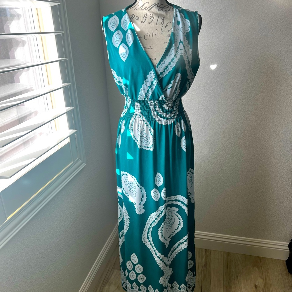 Jon and Anna of New York Long lounging dress